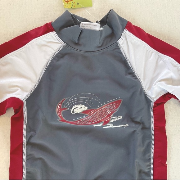 NWT Sunbusters Tuga Kid Boys 2-3 Years Gray Long Sleeve Rash Guard Shark UPF 50+ - Picture 3 of 7